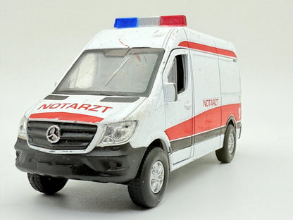 MERCEDES-BENZ SPRINTER PANEL VAN, Welly, Karetka Die cast 43730 Biały 1:43 – zdjęcie 5