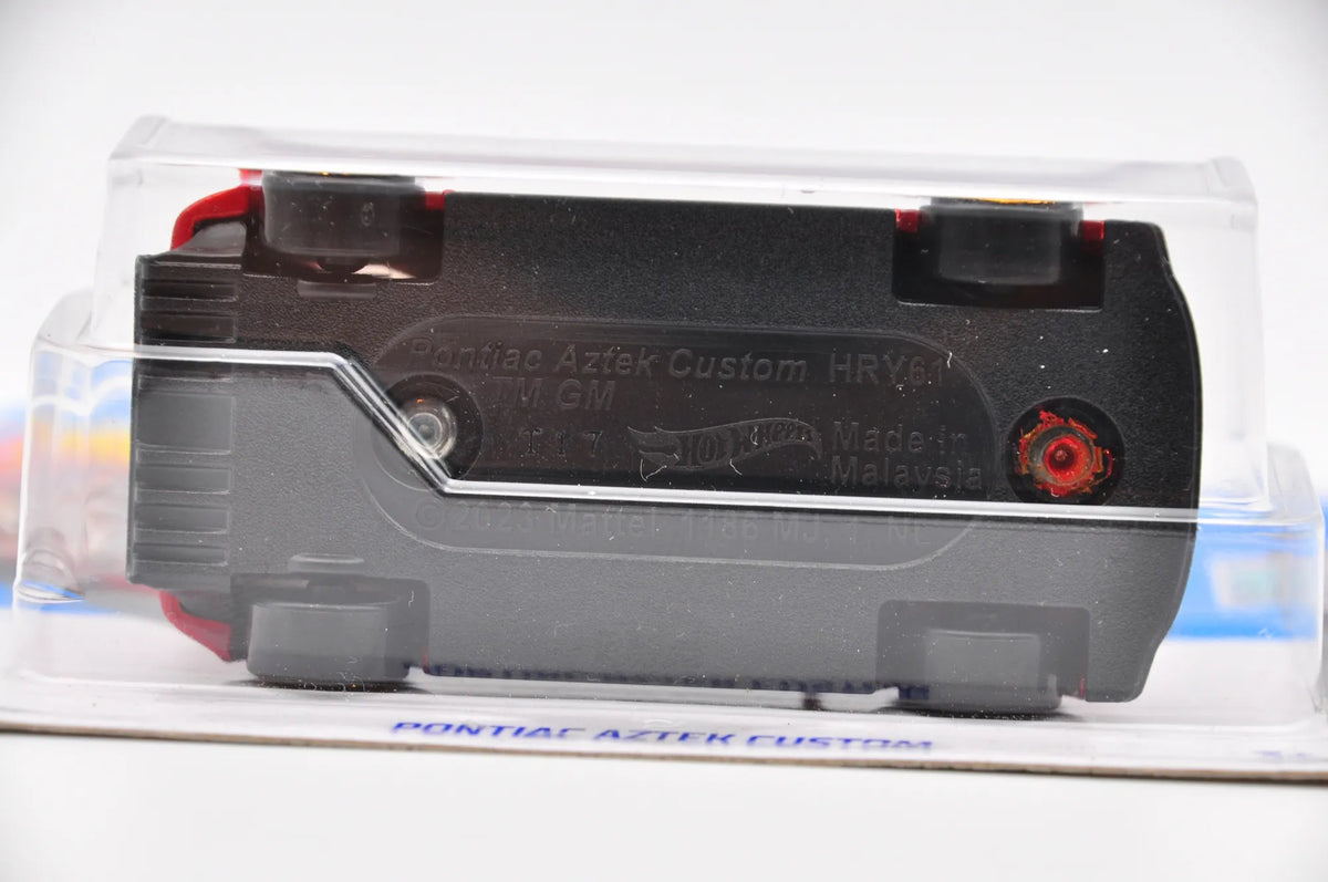 PONTIAC AZTEK CUSTOM Hot Wheels 2024 Czerwony 1:64 – zdjęcie 5