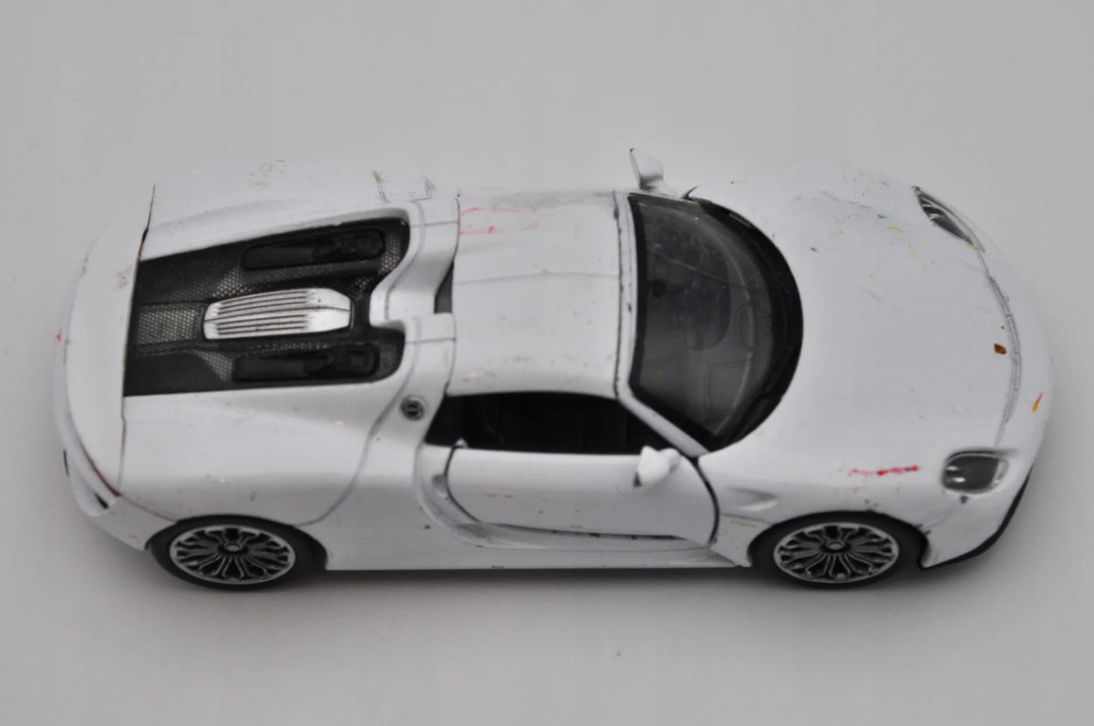 Porsche 918 Spyder Welly Biały 1:43 – zdjęcie 5