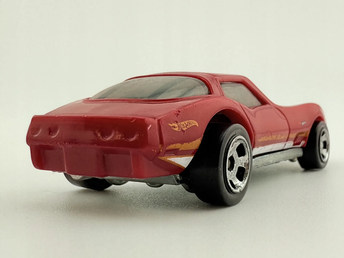 Chevrolet Corvette Mainline Hot Wheels Czerwony 1:64 – zdjęcie 5