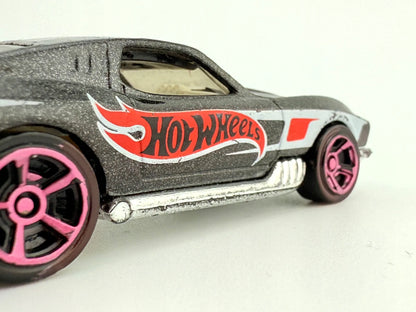 Datsun 240Z Hot Wheels Czarny 1:64 – zdjęcie 5