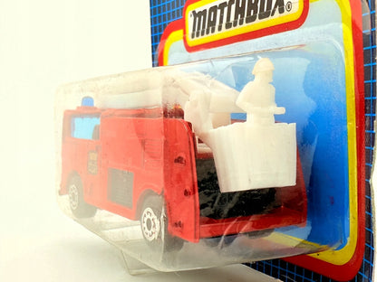 MERRYWEATHER FIRE TRUCK, Matchbox, Resoraki, Die cast Mb-13, Czerwony, 1:64 – zdjęcie 5