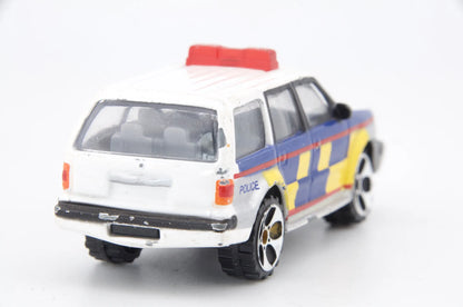Ford Explorer Police Tonka Biały 1:64 – zdjęcie 5