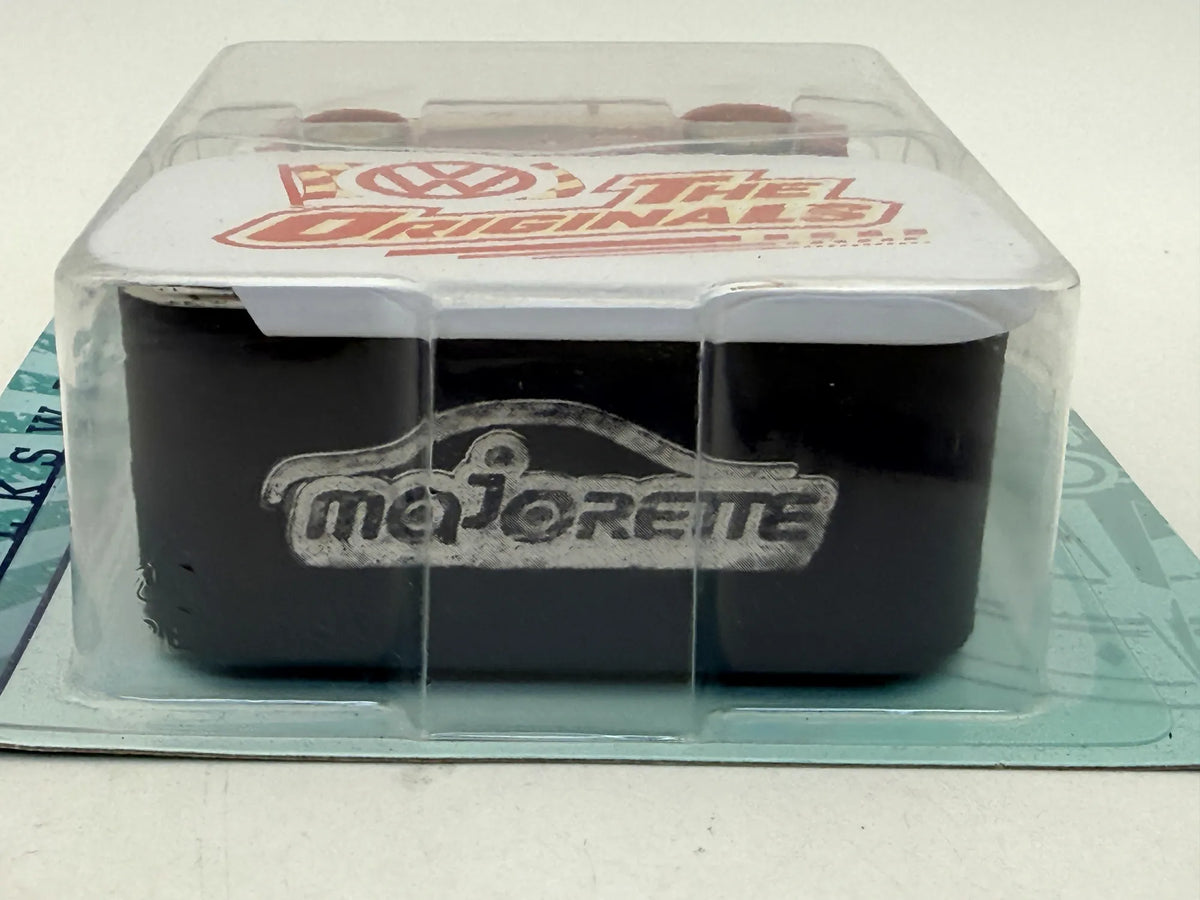 VOLKSWAGEN GOLF MK1 The Originals Majorette 2022 Czerwony 1:64 – zdjęcie 5