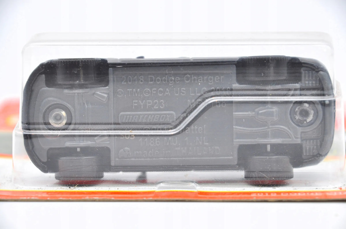 2018 DODGE CHARGER Matchbox 2022 Czarny 1:64 – zdjęcie 5