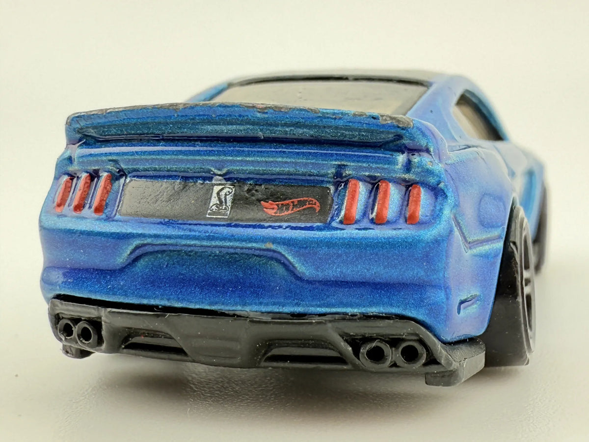 FORD SHELBY GT350R, Hot Wheels 2015, Die cast R32, Niebieska, 1:64 Resoraki – zdjęcie 5