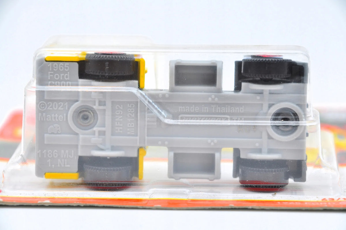 1965 Ford C900 Matchbox 2021 Żółty 1:100 Shell – zdjęcie 5
