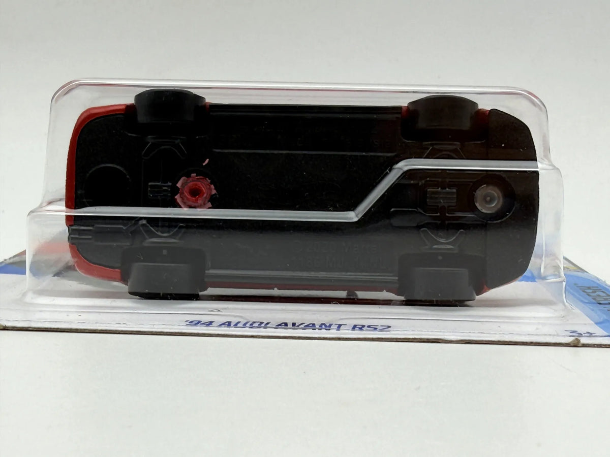 '91 AUDI AVANT RS2 Factory Fresh Hot Wheels 2024 Czerwony 1:64 + Protektor – zdjęcie 5