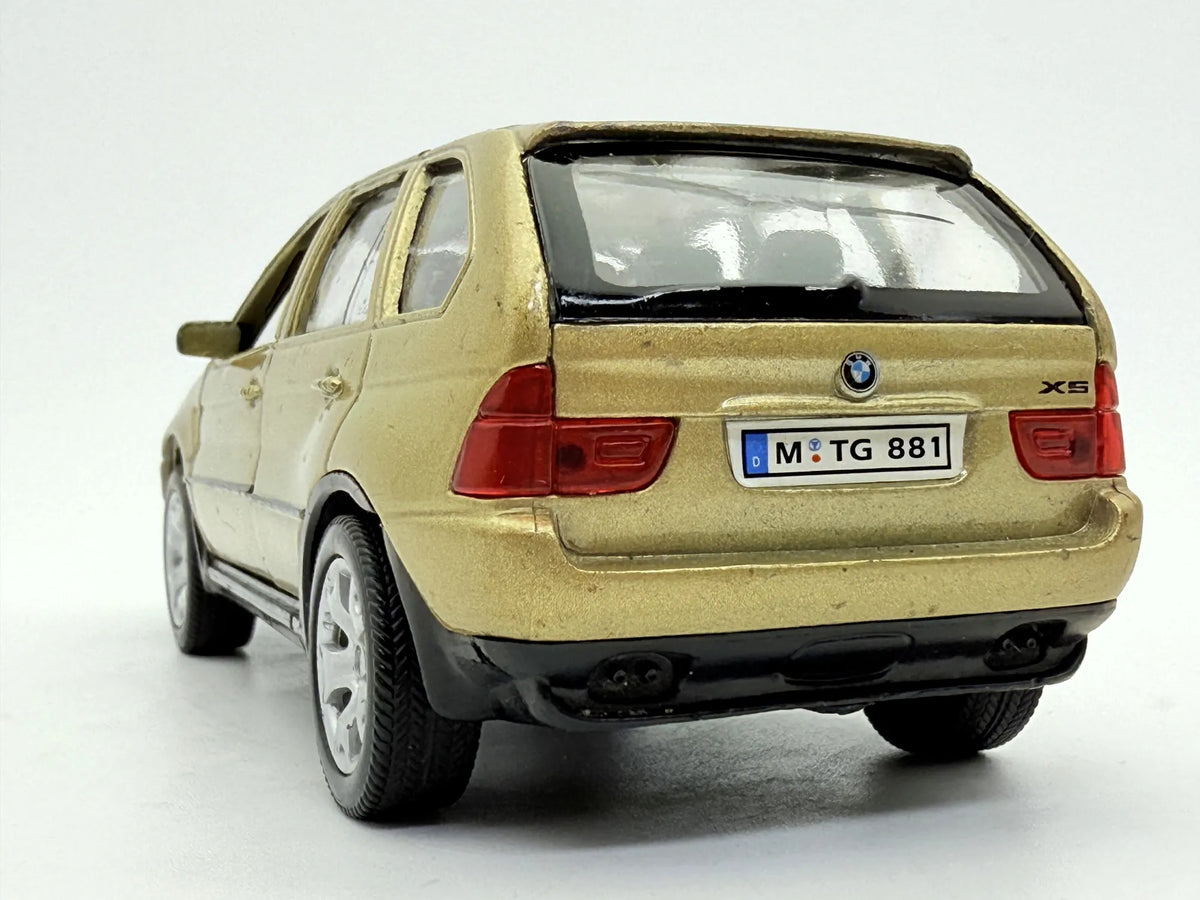 Bmw X5 Welly Złoty 1:32 – zdjęcie 5