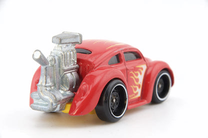Volkswagen Beetle Hot Wheels Czerwony 1:64 – zdjęcie 5