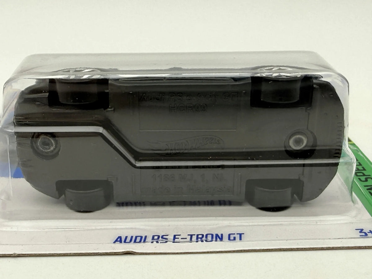 AUDI RS E-TRON GT HW Green Speed Hot Wheels 2023 1:64 + Protektor – zdjęcie 5