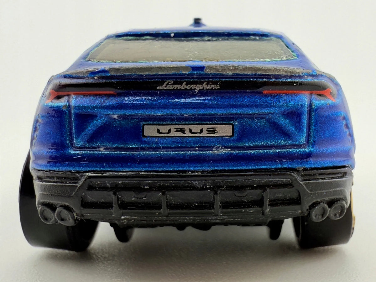 2017 Lamborghini Urus Hot Wheels 2019 Niebieski 1:64 – zdjęcie 5