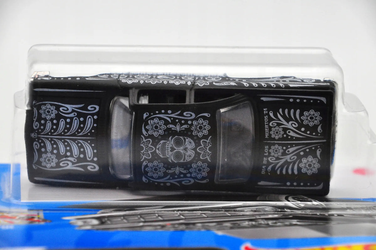 '59 CHEVY IMPALA Hot Wheels 2024 Czarny 1:64 TH Treasure Hunt – zdjęcie 5