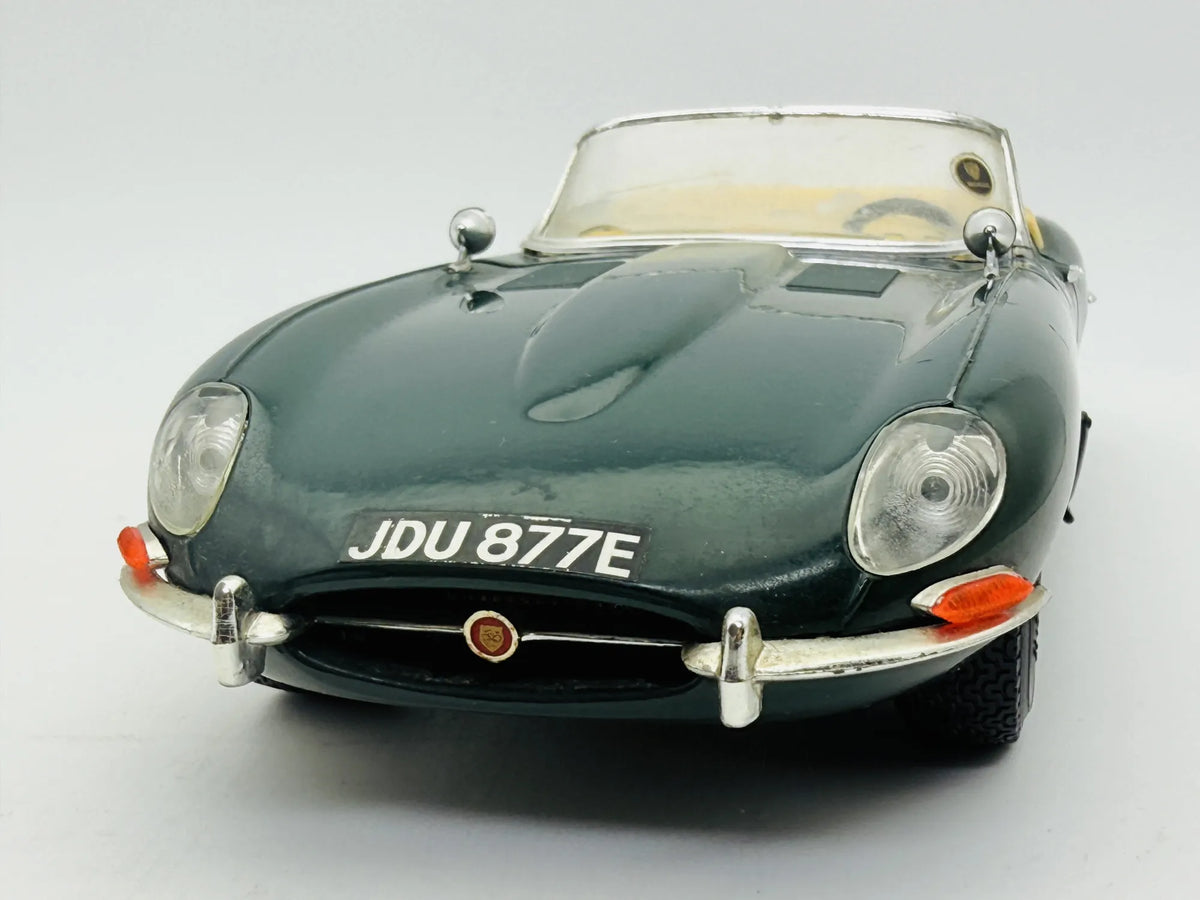Jaguar SS 100 Bburago 1961 1:18 Made in Italy Luzak Zielony – zdjęcie 5