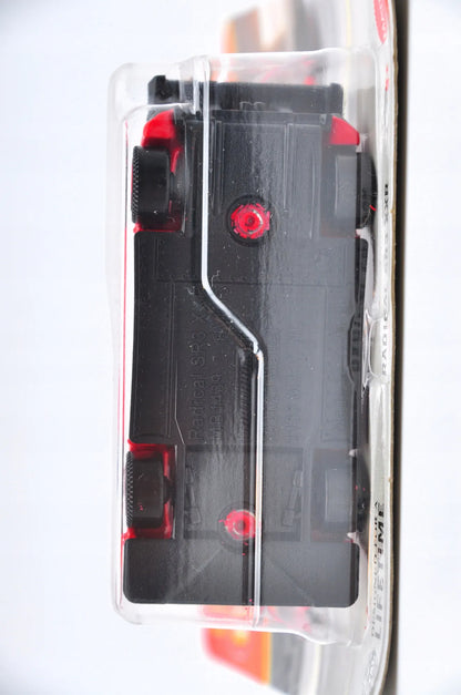 RADICAL SR3 XXR Matchbox 2023 Czerwony 1:64 – zdjęcie 5