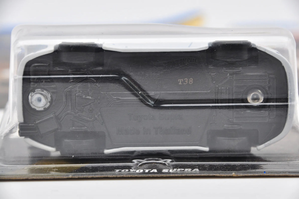 Toyota Supra Hot Wheels Silver fast & Furious Hot Wheels 2024 Biały 1:64 – zdjęcie 5