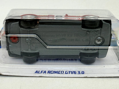 ALFA ROMEO GTV6 3.0 Retro Racers Hot Wheels 2023 Czerwony 1:64 – zdjęcie 5