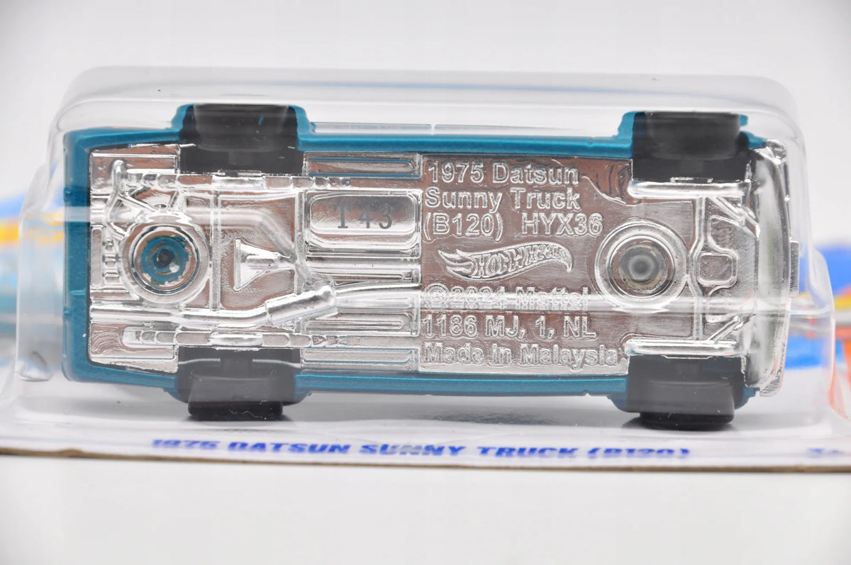 1975 DATSUN SUNNY TRUCK (B120) Hot Wheels 2025 Niebieski 1:64 – zdjęcie 5