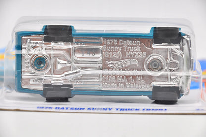 1975 DATSUN SUNNY TRUCK (B120) Hot Wheels 2025 Niebieski 1:64 – zdjęcie 5