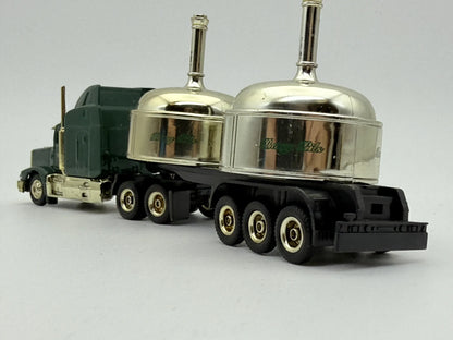 Peterbilt 377 High Speed 1:64 Ciągnik Siodłowy Blister Złoty – zdjęcie 5