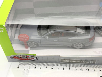 AUDI RS E-TRON GT Electric Vehicles MSZ Szary 1:36 – zdjęcie 5