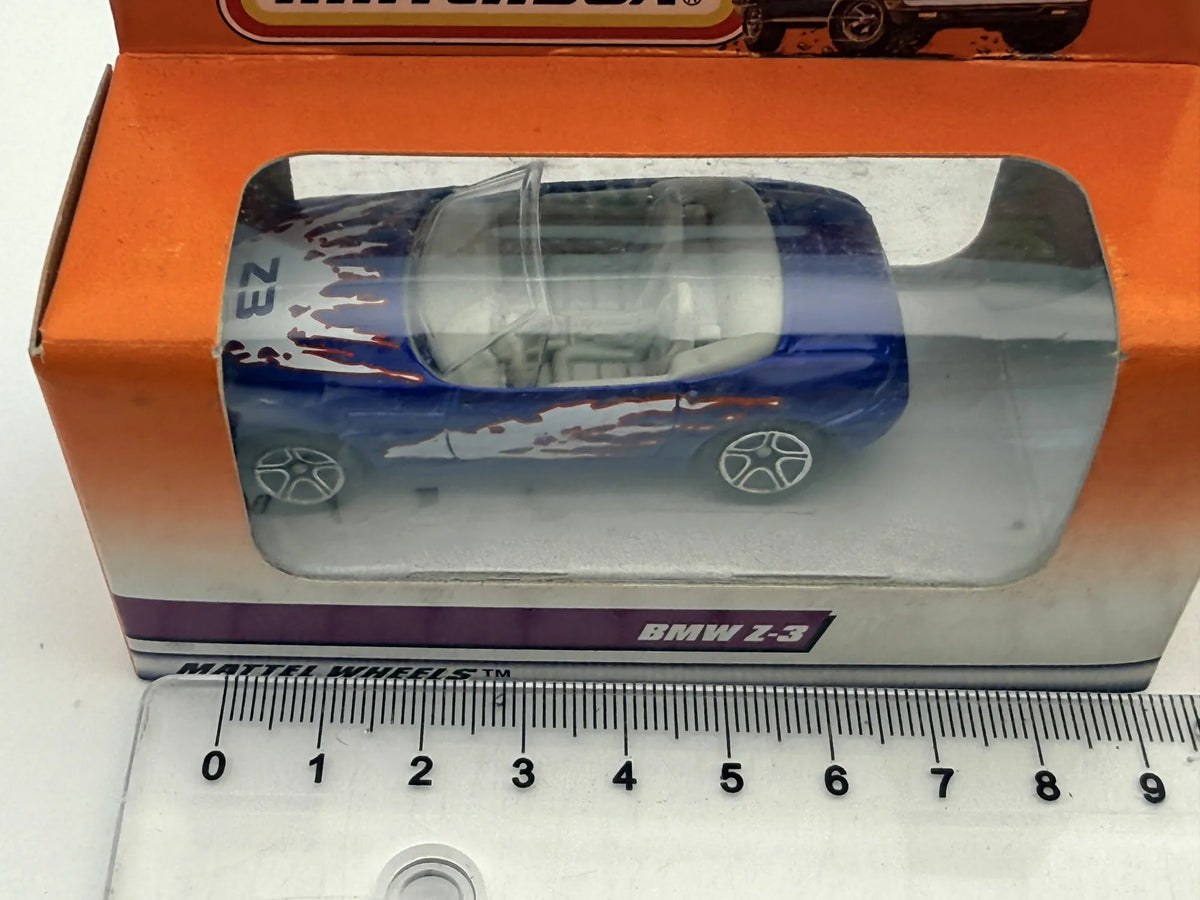 BMW Z-3 Matchbox 1997 Niebieski 1:64 – zdjęcie 5