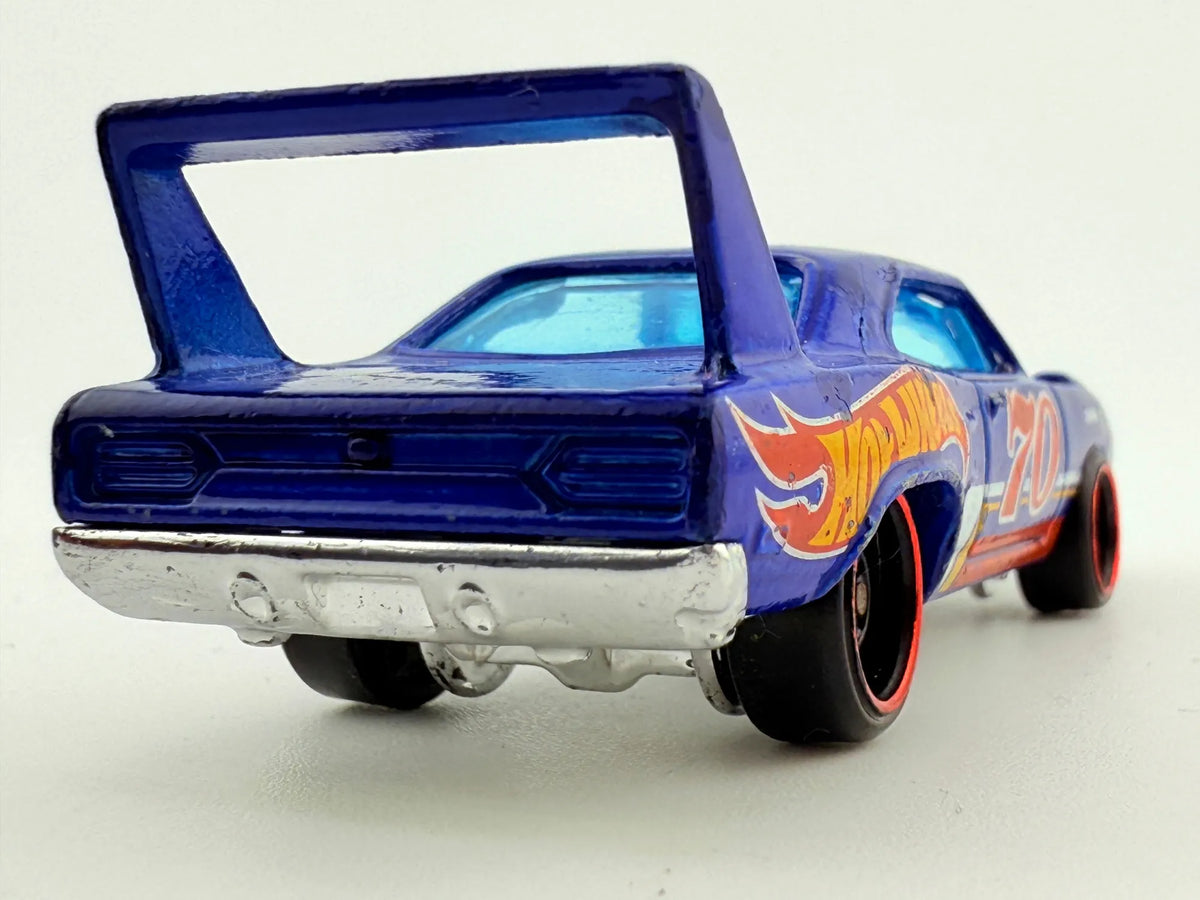 Plymouth Superbird Hot Wheels 2012 Niebieski 1:64 – zdjęcie 5