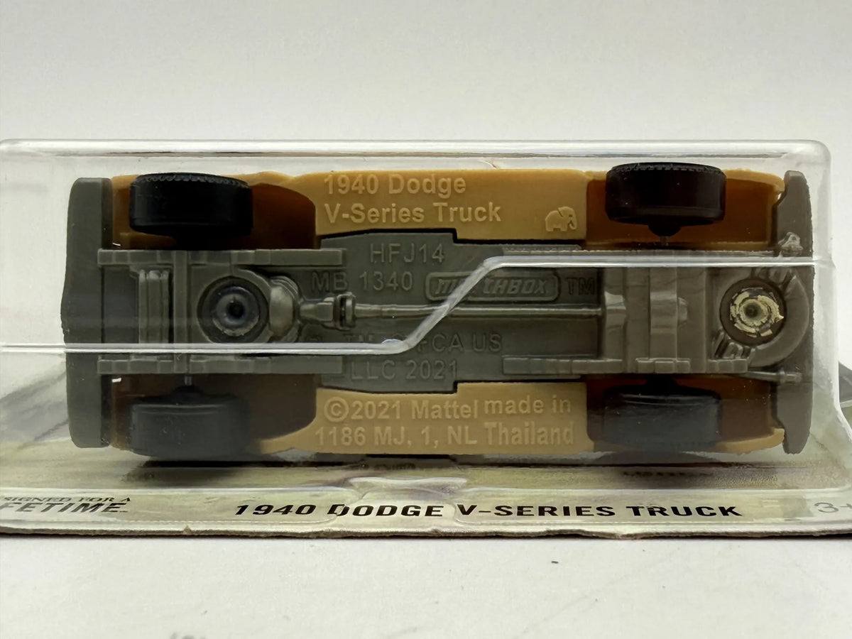 1940 DODGE V-SERIES TRUCK, Matchbox 2025 Die cast C0859 Krem. 1:64 Resoraki – zdjęcie 5