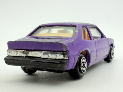 Sedan Yatming Fioletowy 1:64 – zdjęcie 5