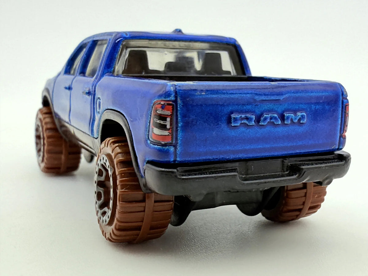 Dodge Ram, Hot Wheels, die cast resoraki, 1:64 – zdjęcie 5