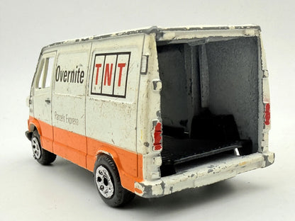 MERCEDES BENZ 207D OVERNITE TNT, Corgi, Die cast, Biały, 1:43, Resoraki – zdjęcie 5