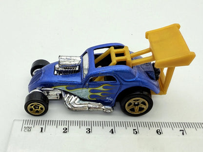 Fiat 500 C Hot Wheels Niebieski 1:64 – zdjęcie 5