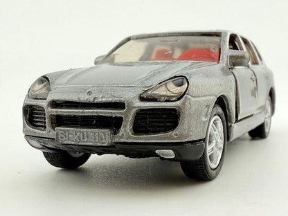 Porsche Cayenne Turbo SIKU Srebrny 1:68 – zdjęcie 5