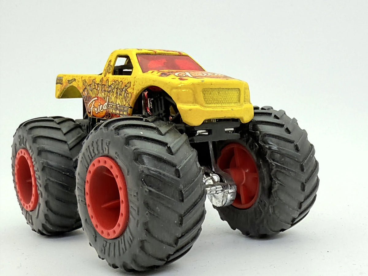 Monster Truck Hot Wheels Żółty 1:64 – zdjęcie 5