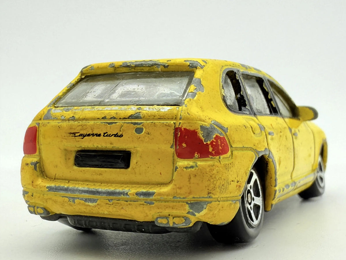 Porsche Cayenne Realtoy Żółta 1:61 – zdjęcie 5