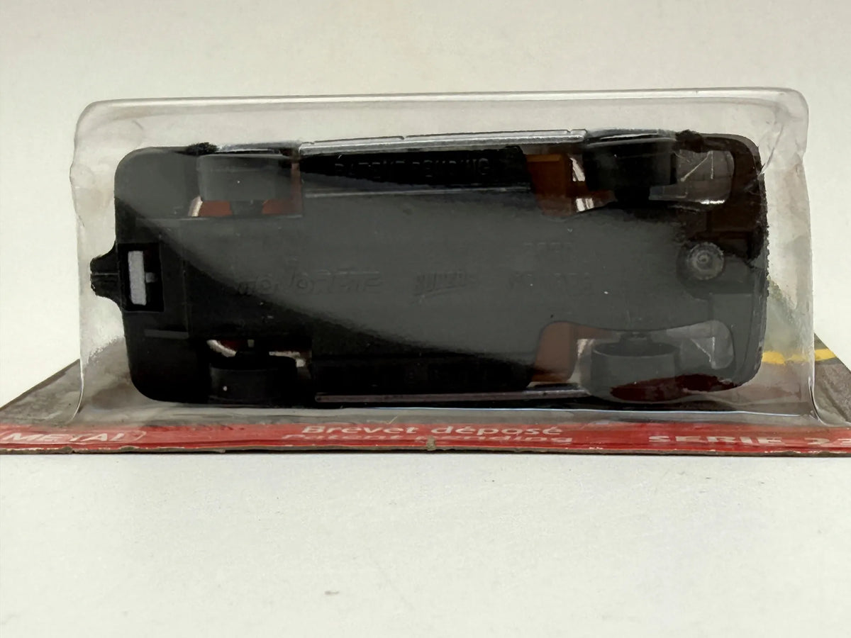 Ford Mondeo SuperS Majorette 1995 Srebrny 1:64 – zdjęcie 5