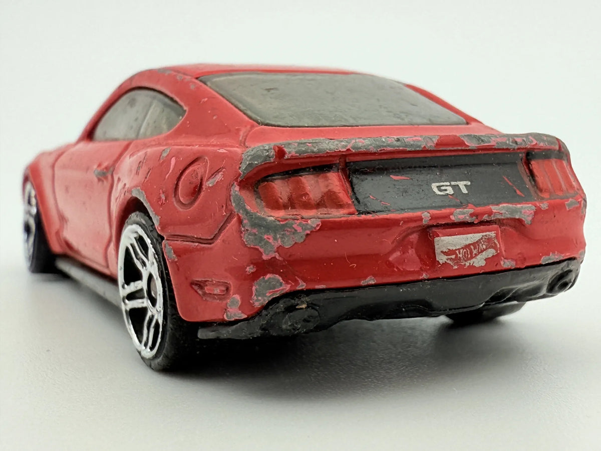 2015 Ford Mustang Gt, Hot Wheels, Resoraki, Die cast 1:64, czerwony – zdjęcie 5