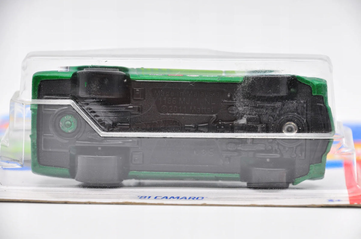 '81 Camaro THEN AND NOW Hot Wheels 2022 Zielony 1:64 – zdjęcie 5