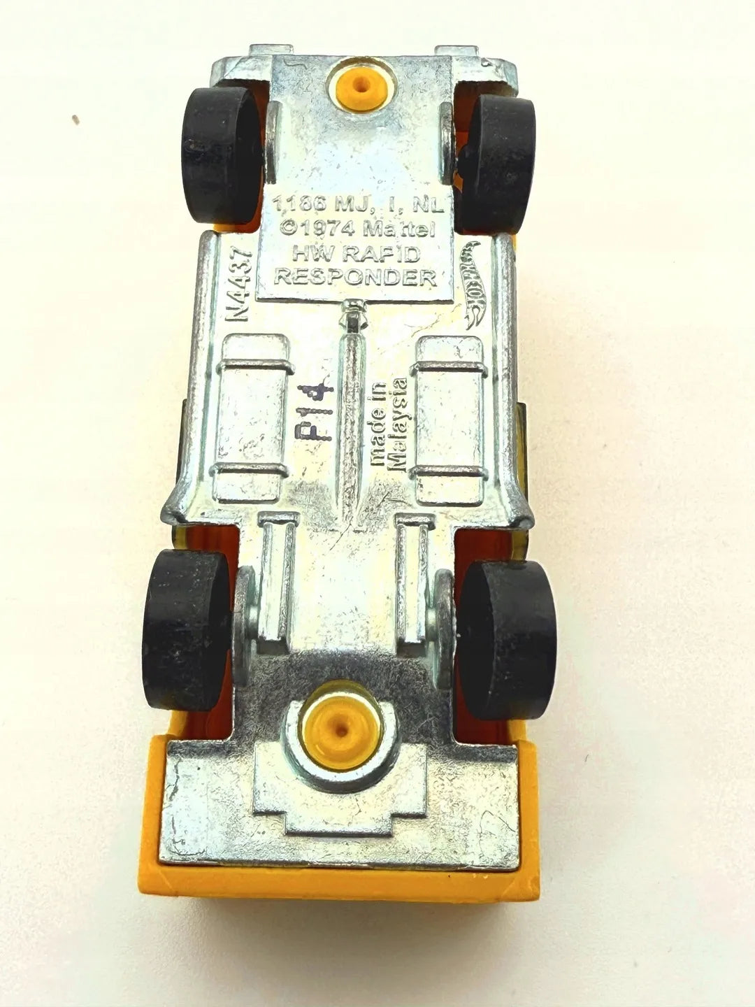 Hw Rapid Responder Hot Wheels Żółty 1:64 – zdjęcie 5