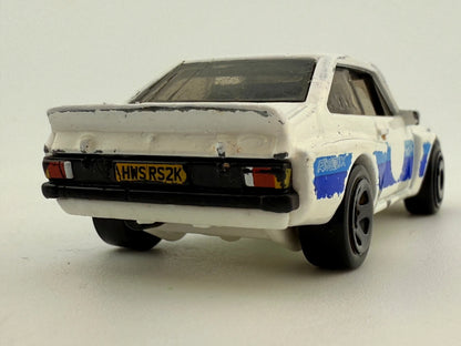 Ford Escort Rs2000 Hot Wheels 2012 Biały 1:64 – zdjęcie 5