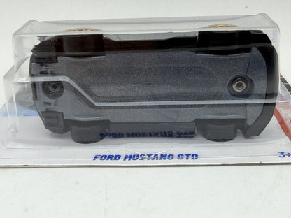 Ford Mustang Gtd Mainline Hot Wheels 2025 Srebrny 1:64 – zdjęcie 5