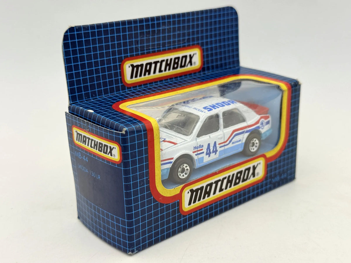 SKODA 130 LR Matchbox 1987 Biały 1:64 – zdjęcie 5