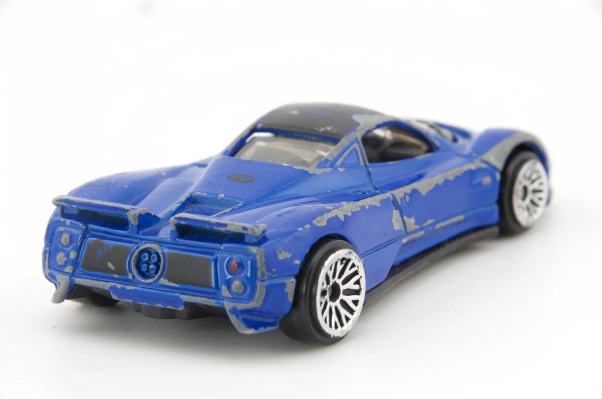 Pagani Zonda Motor Max Niebieski 1:64 – zdjęcie 5