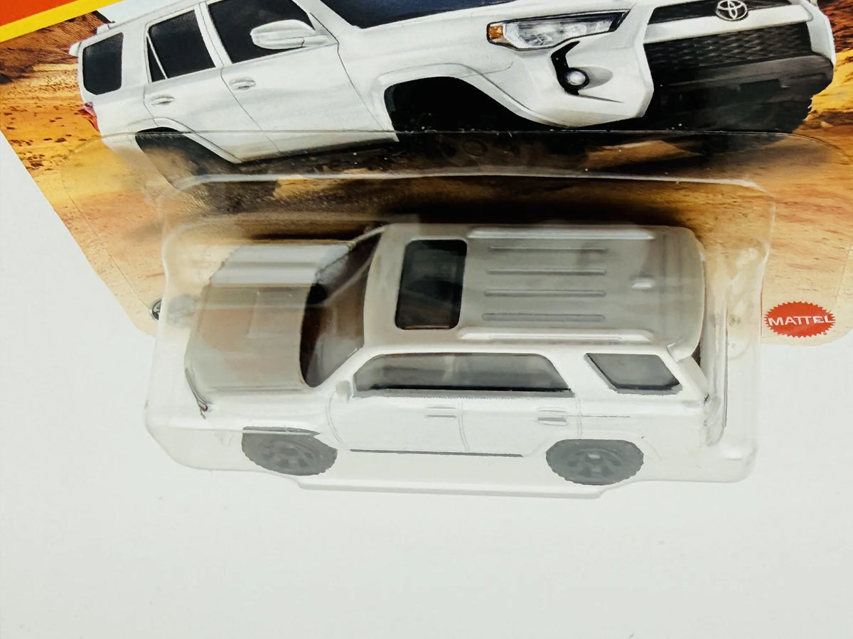 Toyota 4Runner Matchbox 2024 Mainline 1:64 Blister Biały – zdjęcie 6