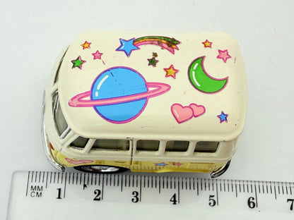 Volkswagen Microbus Żółty 1:64 – zdjęcie 6