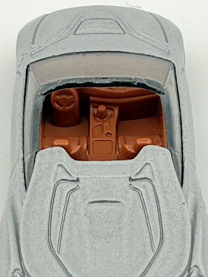 BMW i8 ROADSTER, Hot Wheels 2018, Die cast FXB49, Srebrny, 1:64, Resoraki – zdjęcie 6