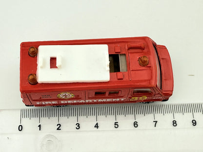 Jak Mercedes T1 Fire Department 39, Straż pożarna 39, F236, Czerwony, 1:64 – zdjęcie 6
