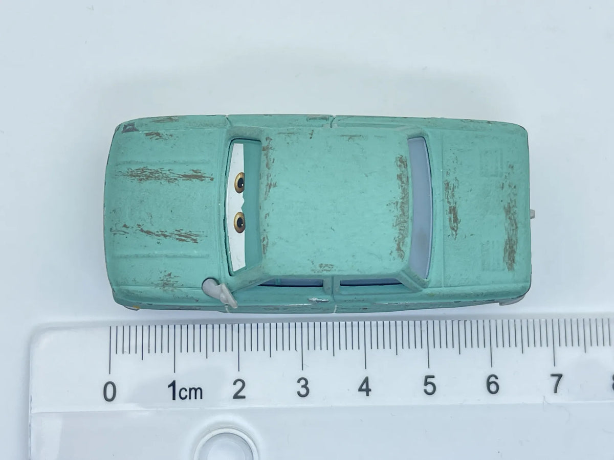 Vladimir Trunkov jako Zaporożec ZAZ 968 z 1975, Disney/Pixar Cars, 1:64 – zdjęcie 6