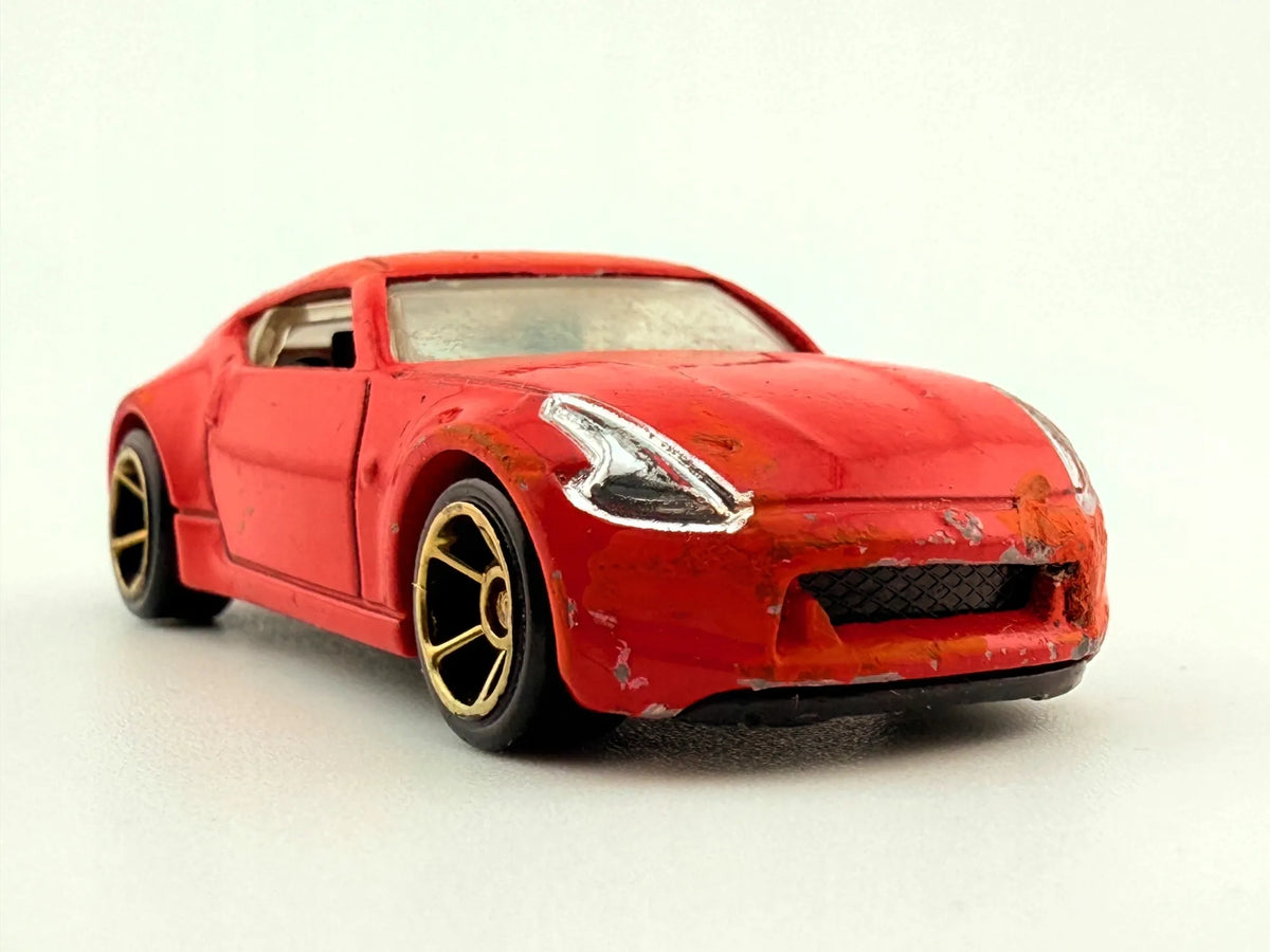 NISSAN 370Z, Hot Wheels, Resoraki, Die cast 022, Czerwony, 1:64 – zdjęcie 6