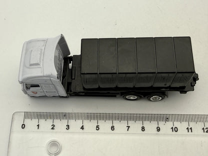 Ciężarówka Iveco Stralis Biały 1:87 – zdjęcie 6